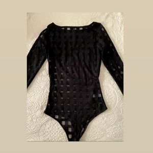Mesh body suit